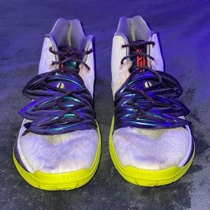 Kyrie 5’s